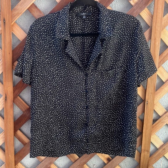 Lulu's Button down polka dot top - Picture 3 of 9
